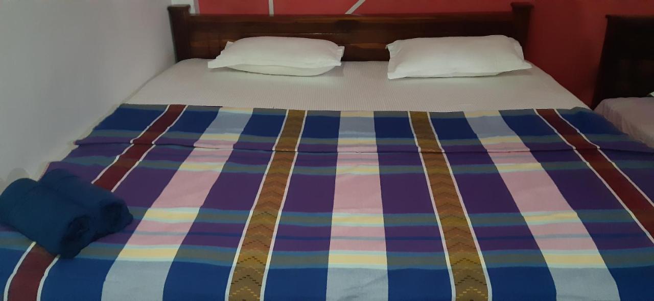 Sandra Guesthouse Дамбулла Екстер'єр фото